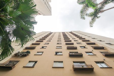 Apartamento para alugar com 68m², 3 quartos e 2 vagasFachada