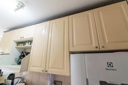 Apartamento à venda com 55m², 2 quartos e 1 vaga Apartamento à venda com 55m², 2 quartos e 1 vagaCozinha - Armários