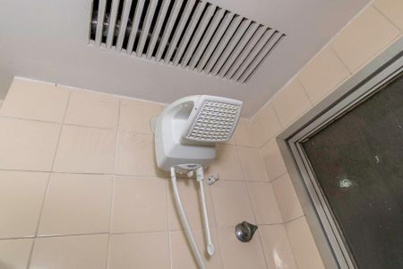 Apartamento à venda com 55m², 2 quartos e 1 vaga Apartamento à venda com 55m², 2 quartos e 1 vagaBanheiro