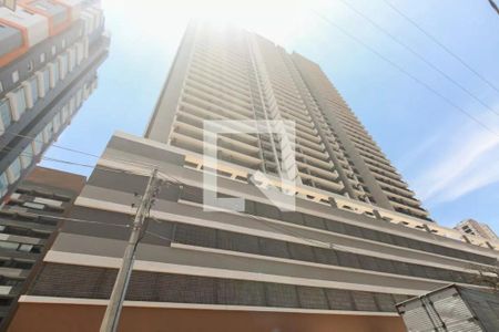 Apartamento à venda com 48m², 2 quartos e 1 vaga Apartamento à venda com 48m², 2 quartos e 1 vagaFachada