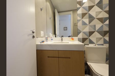 Apartamento à venda com 129m², 3 quartos e 2 vagasBanheiro da Suíte 1