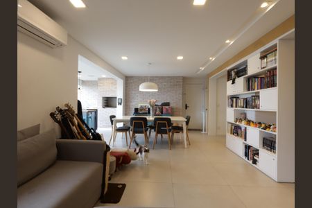 Apartamento à venda com 129m², 3 quartos e 2 vagasSala