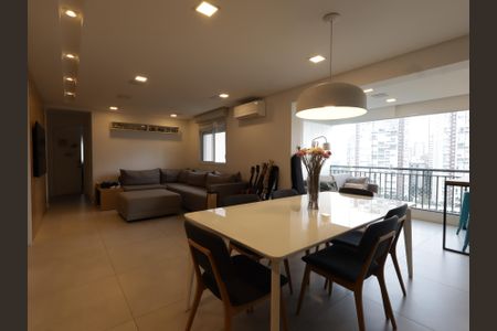 Sala de apartamento à venda com 3 quartos, 129m² em Jardim Caboré, São Paulo
