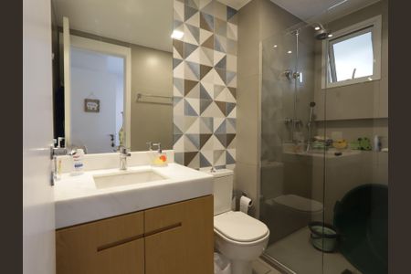 Apartamento à venda com 129m², 3 quartos e 2 vagasBanheiro da Suíte 1
