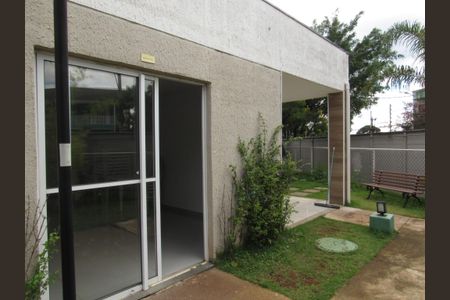 Apartamento para alugar com 41m², 2 quartos e sem vagaÁrea comum  - Salão de Festas