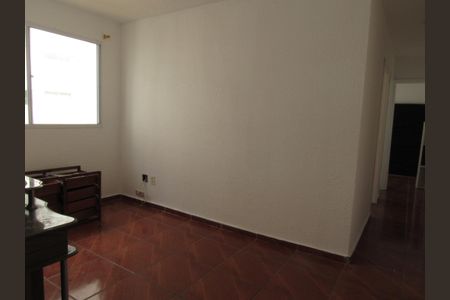 Sala de apartamento para alugar com 2 quartos, 41m² em Jardim Boa Vista (zona Oeste), Osasco