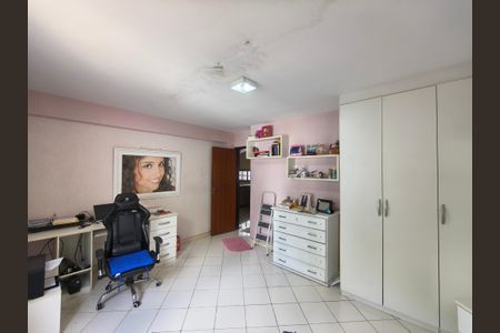 Casa à venda com 266m², 6 quartos e 6 vagasQuarto 4