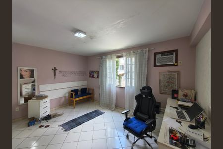 Casa à venda com 266m², 6 quartos e 6 vagasQuarto 4