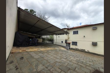 Casa à venda com 266m², 6 quartos e 6 vagasGaragem