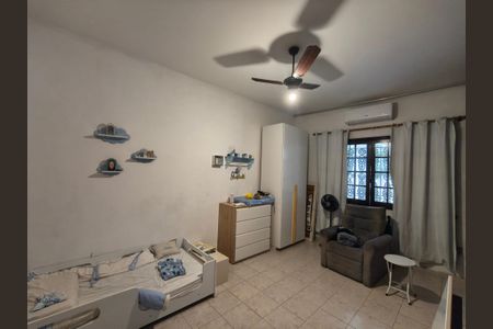 Casa à venda com 266m², 6 quartos e 6 vagasQuarto 5