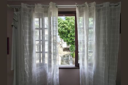 Casa à venda com 266m², 6 quartos e 6 vagasJanela - Quarto 4