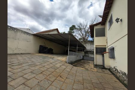 Casa à venda com 266m², 6 quartos e 6 vagasGaragem