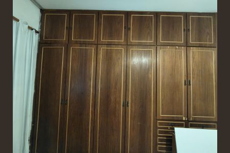 Casa à venda com 266m², 6 quartos e 6 vagasQuarto 5