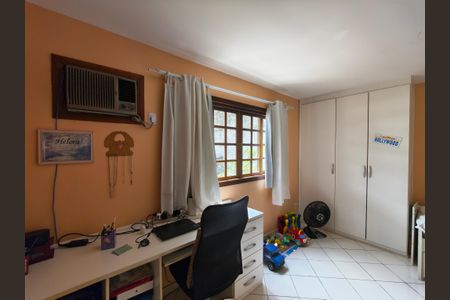 Casa à venda com 266m², 6 quartos e 6 vagasQuarto 3