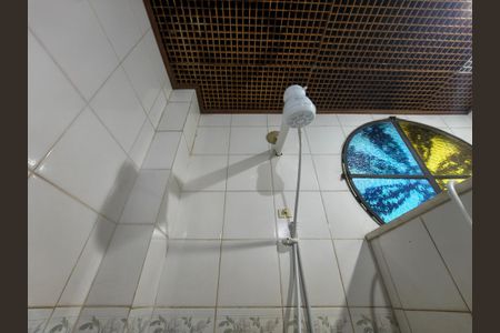 Casa à venda com 266m², 6 quartos e 6 vagasBanheiro