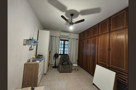Casa à venda com 266m², 6 quartos e 6 vagasQuarto 5