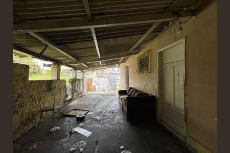 Casa à venda com 140m², 3 quartos e 1 vagaÁrea de Serviço e Garagem 