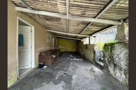 Casa à venda com 140m², 3 quartos e 1 vagaÁrea de Serviço e garagem