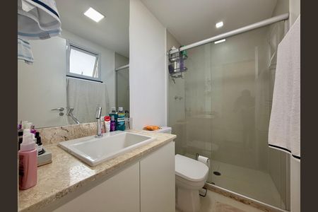 Apartamento à venda com 68m², 2 quartos e 1 vaga Apartamento à venda com 68m², 2 quartos e 1 vagaBanheiro Suíte
