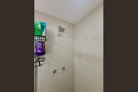 Apartamento à venda com 68m², 2 quartos e 1 vaga Apartamento à venda com 68m², 2 quartos e 1 vagaBanheiro Suíte