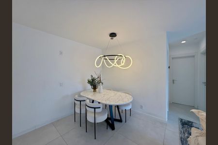 Sala de apartamento para alugar com 2 quartos, 68m² em Jardim Caravelas, São Paulo