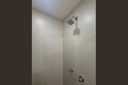 Apartamento à venda com 68m², 2 quartos e 1 vaga Apartamento à venda com 68m², 2 quartos e 1 vagaBanheiro Social