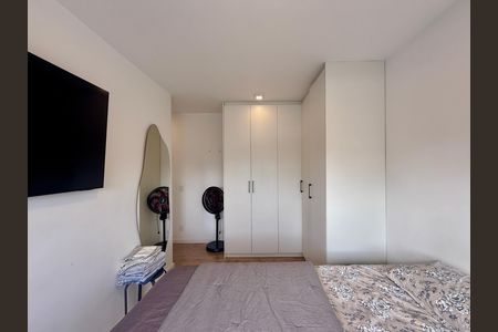 Apartamento à venda com 68m², 2 quartos e 1 vaga Apartamento à venda com 68m², 2 quartos e 1 vagaSuíte