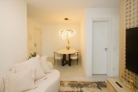 Apartamento à venda com 2 quartos, 68m² em Jardim Caravelas, São Paulo