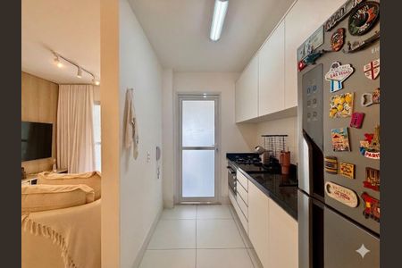 Apartamento à venda com 68m², 2 quartos e 1 vaga Apartamento à venda com 68m², 2 quartos e 1 vagaCozinha