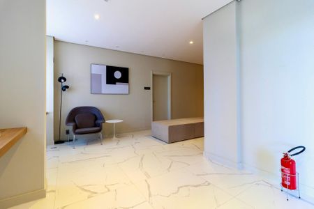 Apartamento à venda com 68m², 2 quartos e 1 vaga Apartamento à venda com 68m², 2 quartos e 1 vagaHall Social Bloco