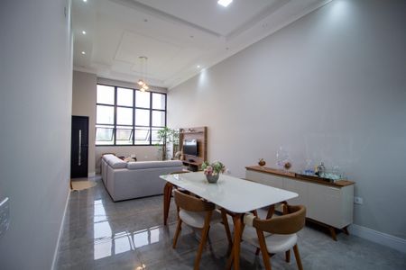 Casa de condomínio para alugar com 152m², 3 quartos e 4 vagas Casa de condomínio para alugar com 152m², 3 quartos e 4 vagasSala