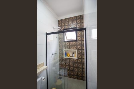 Casa de condomínio para alugar com 152m², 3 quartos e 4 vagas Casa de condomínio para alugar com 152m², 3 quartos e 4 vagasBanheiro da Suíte 2