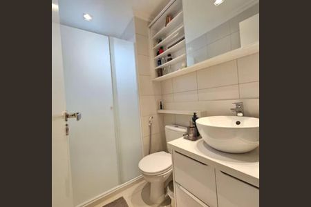 Apartamento à venda com 71m², 2 quartos e 2 vagas Apartamento à venda com 71m², 2 quartos e 2 vagasBanheiro