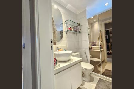 Apartamento à venda com 71m², 2 quartos e 2 vagas Apartamento à venda com 71m², 2 quartos e 2 vagasBanheiro