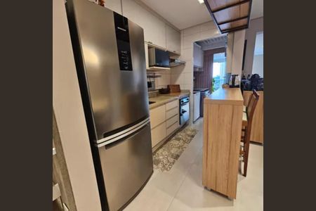 Apartamento à venda com 71m², 2 quartos e 2 vagas Apartamento à venda com 71m², 2 quartos e 2 vagasCozinha