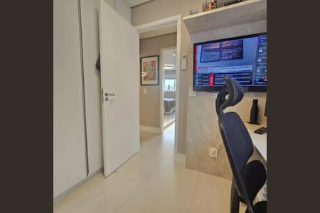 Apartamento à venda com 71m², 2 quartos e 2 vagas Apartamento à venda com 71m², 2 quartos e 2 vagasQuarto