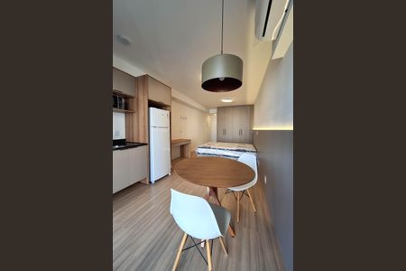 Studio para alugar com 32m², 1 quarto e 1 vagaStudio