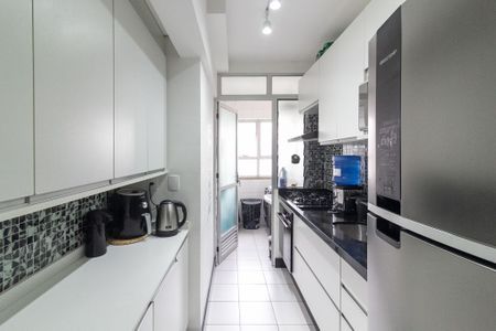 Apartamento à venda com 60m², 2 quartos e 2 vagas Apartamento à venda com 60m², 2 quartos e 2 vagasCozinha