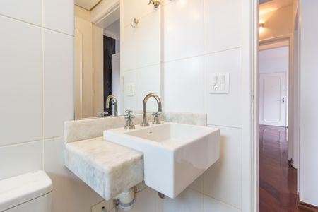 Apartamento à venda com 97m², 3 quartos e 2 vagasBanheiro