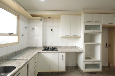 Apartamento para alugar com 128m², 2 quartos e 3 vagasCozinha