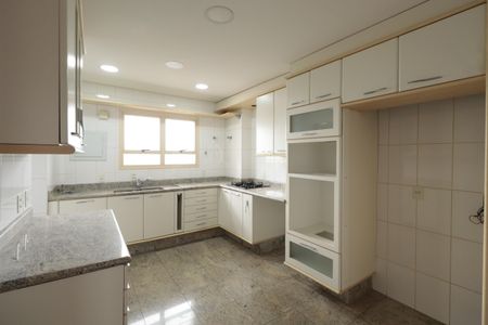 Apartamento para alugar com 128m², 2 quartos e 3 vagasCozinha