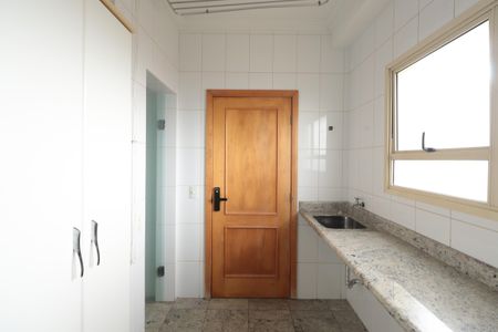 Apartamento para alugar com 128m², 2 quartos e 3 vagasÁrea de Serviço