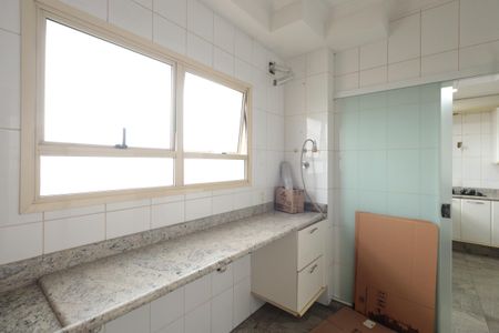 Apartamento para alugar com 128m², 2 quartos e 3 vagasÁrea de Serviço