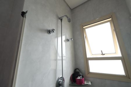 Apartamento para alugar com 128m², 2 quartos e 3 vagasBanheiro da Suíte 1