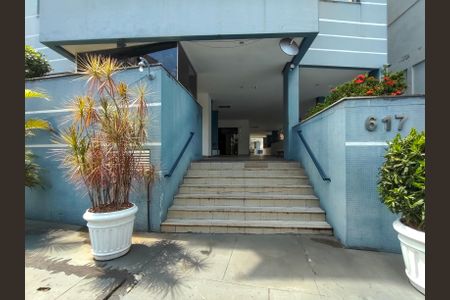 Apartamento à venda com 78m², 2 quartos e 1 vagaFachada e portaria