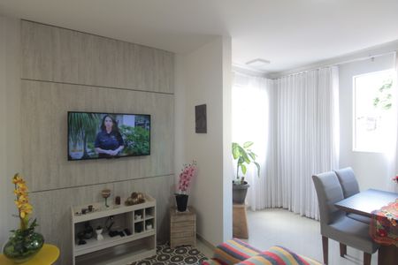 Sala de apartamento para alugar com 2 quartos, 80m² em Santa Rosa, Belo Horizonte