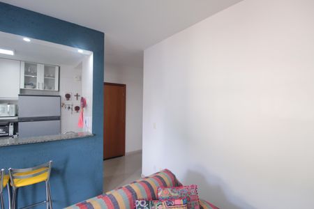Sala de apartamento para alugar com 2 quartos, 80m² em Santa Rosa, Belo Horizonte