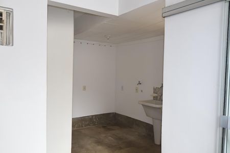 Casa de condomínio para alugar com 186m², 4 quartos e 3 vagas Casa de condomínio para alugar com 186m², 4 quartos e 3 vagasBanheiro