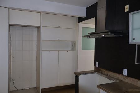 Casa de condomínio para alugar com 186m², 4 quartos e 3 vagas Casa de condomínio para alugar com 186m², 4 quartos e 3 vagasCozinha