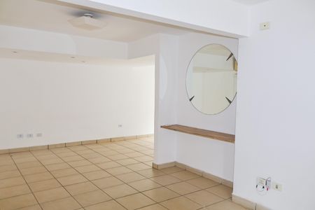 Casa de condomínio para alugar com 186m², 4 quartos e 3 vagas Casa de condomínio para alugar com 186m², 4 quartos e 3 vagassala